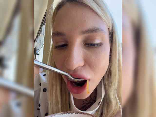 Cristi-Candy webcam