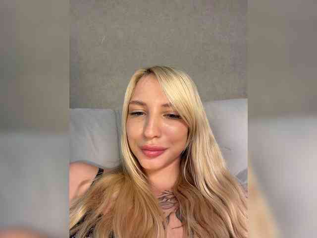 Cristi-Candy webcam