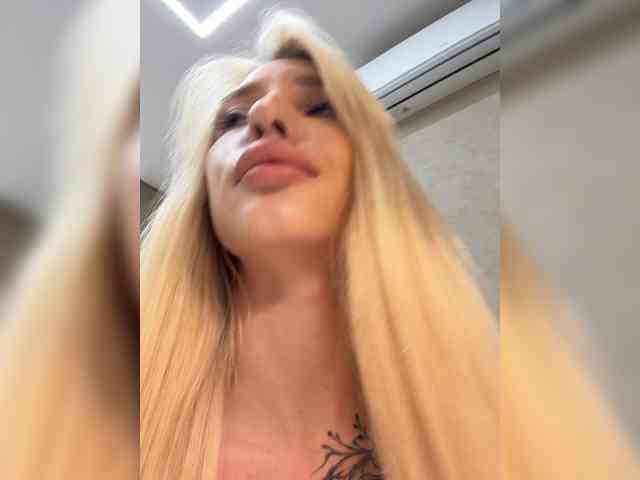 Cristi-Candy webcam