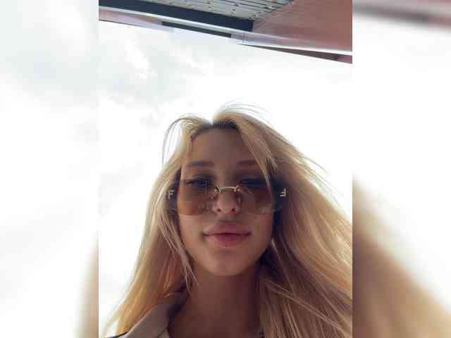 Cristi-Candy webcam