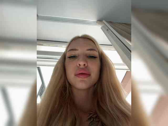 Cristi-Candy webcam