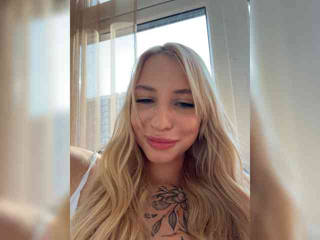 EwaBrown Sex Cam Show