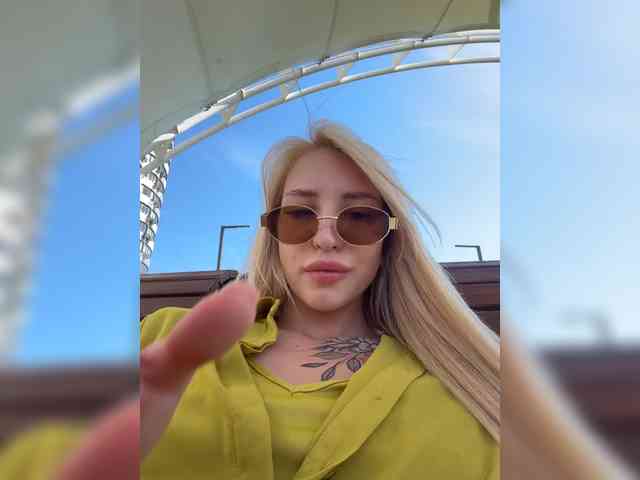 Cristi-Candy webcam
