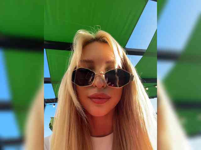 Cristi-Candy webcam