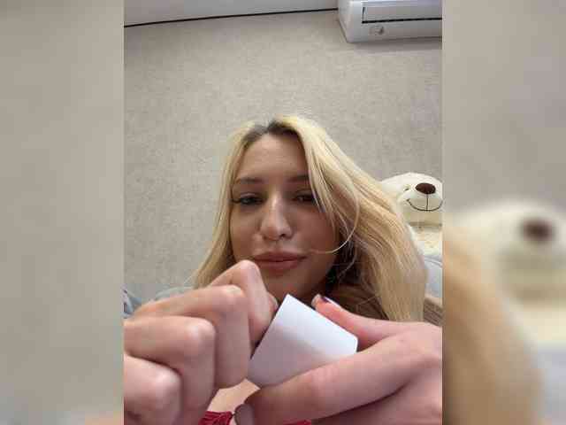 Cristi-Candy webcam
