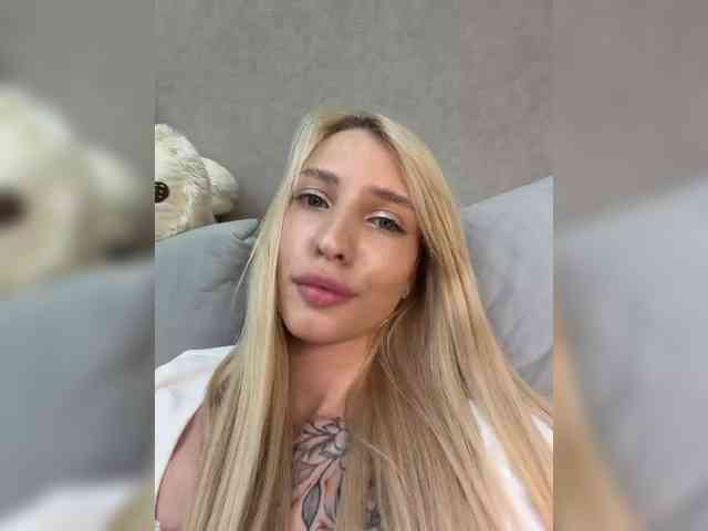 cristi-candy's live room