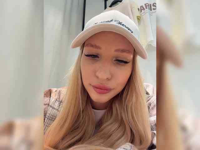 Cristi-Candy webcam