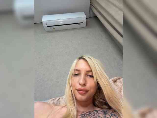Cristi-Candy webcam