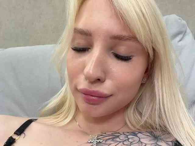 Cristi-Candy webcam