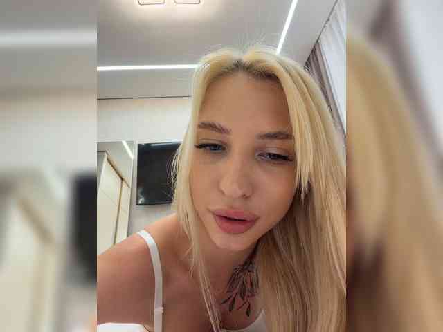 Cristi-Candy webcam
