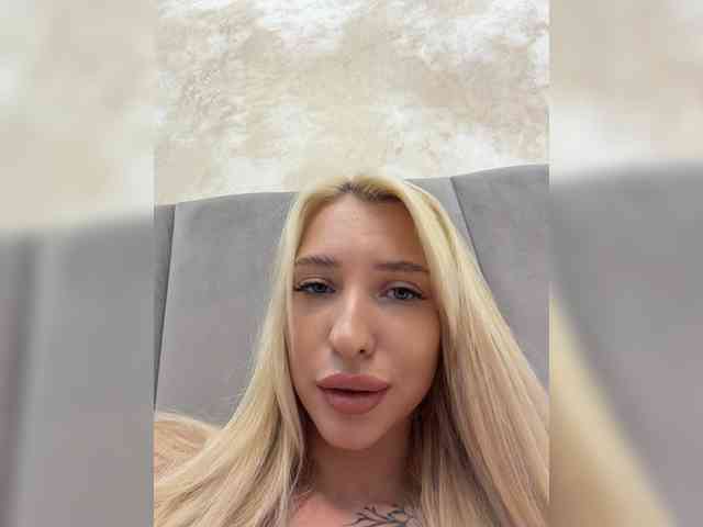 Cristi-Candy webcam
