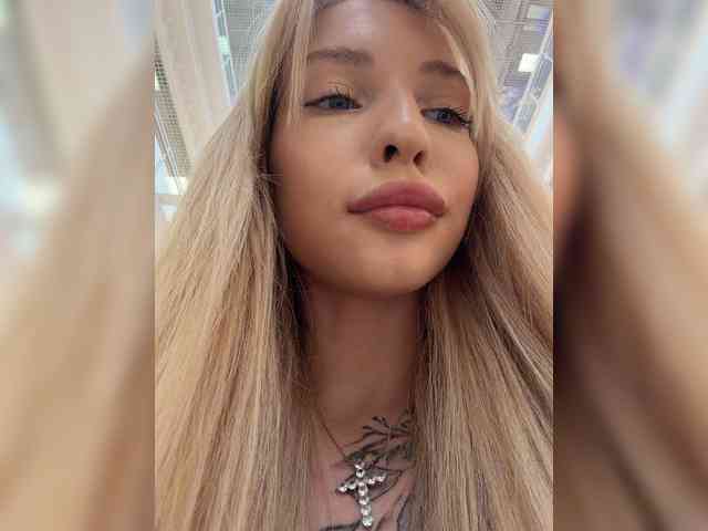 Cristi-Candy webcam