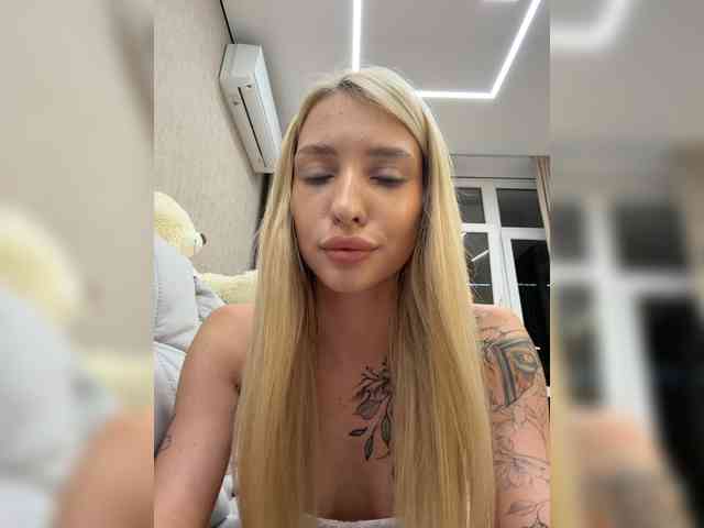 Cristi-Candy webcam