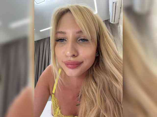 Cristi-Candy webcam