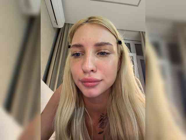 EwaBrown Sex Cam Show