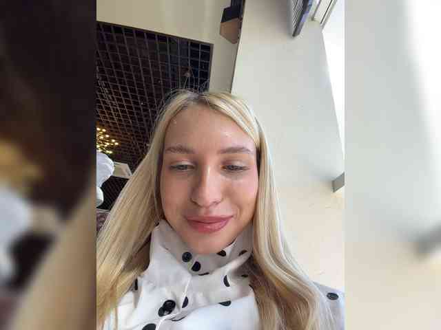Cristi-Candy webcam