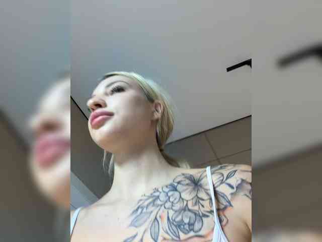 Cristi-Candy webcam