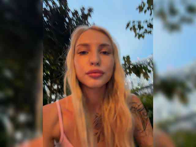 EwaBrown Sex Cam Show