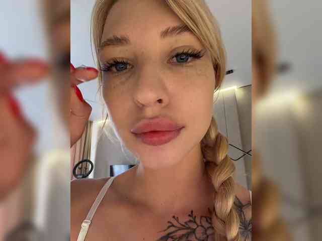 Cristi-Candy webcam