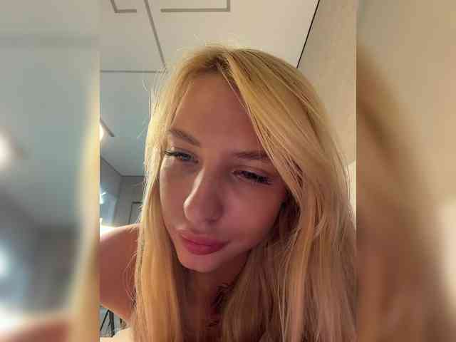 Cristi-Candy webcam
