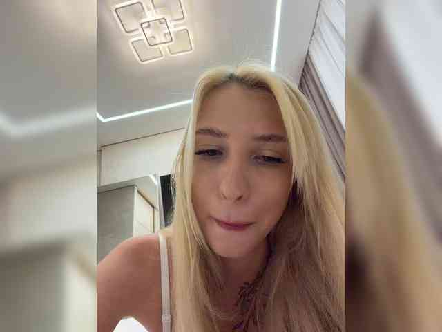 Cristi-Candy webcam