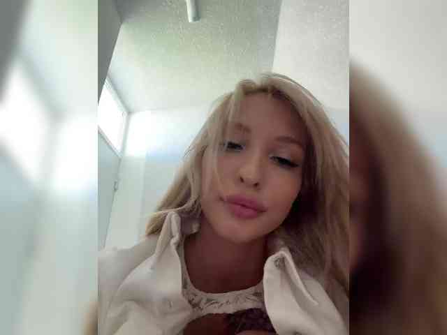 EwaBrown Live Webcam on BongaCams