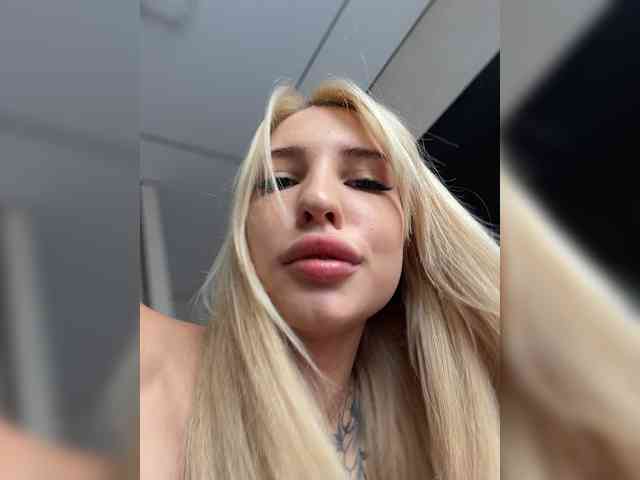 Cristi-Candy webcam