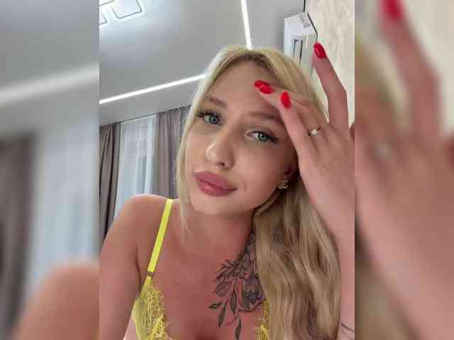 Cristi-Candy webcam