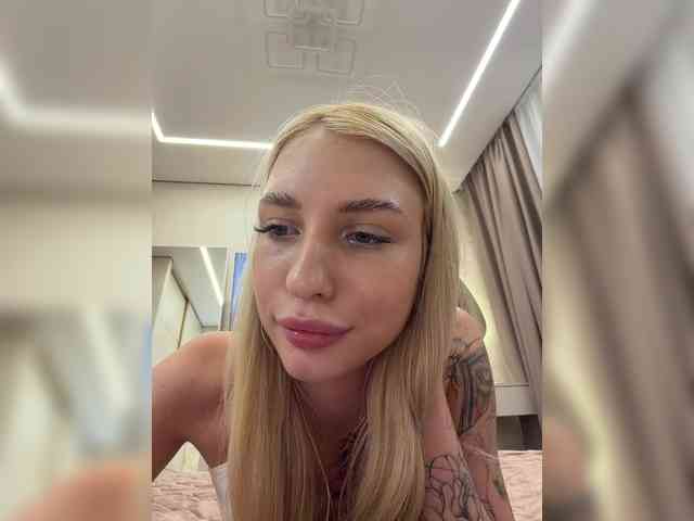 Cristi-Candy webcam