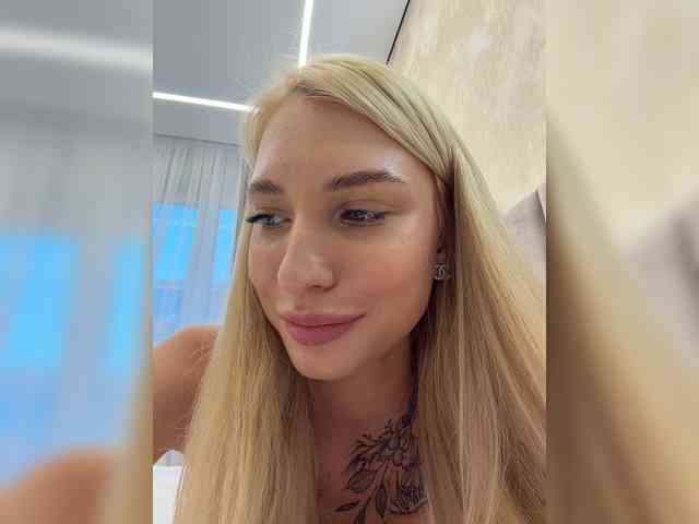 EwaBrown Sex Cam Show