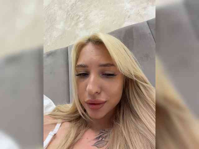 Cristi-Candy webcam