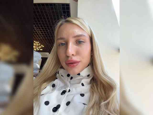 Cristi-Candy webcam