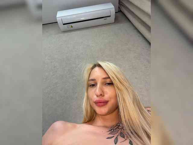 Cristi-Candy webcam