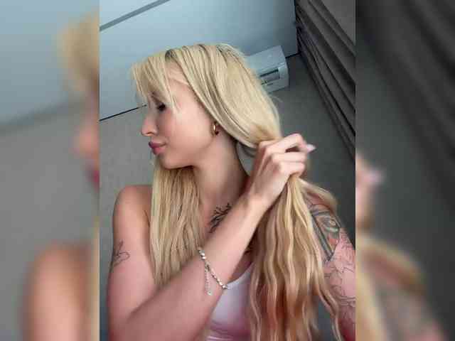Cristi-Candy webcam