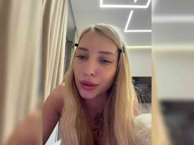Cristi-Candy webcam