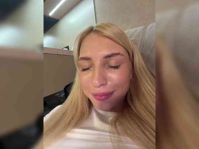 EwaBrown Sex Cam Show