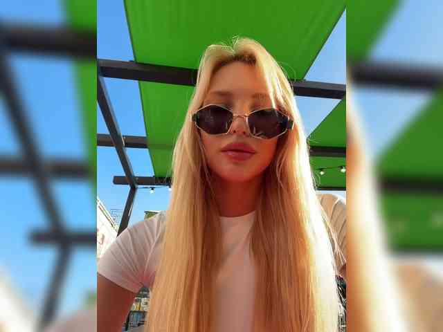 Cristi-Candy webcam
