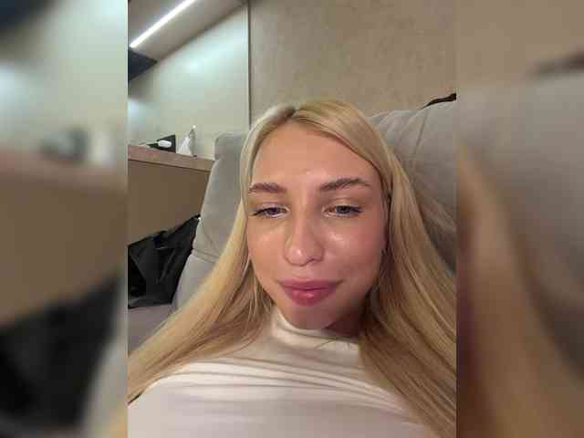EwaBrown Sex Cam Show