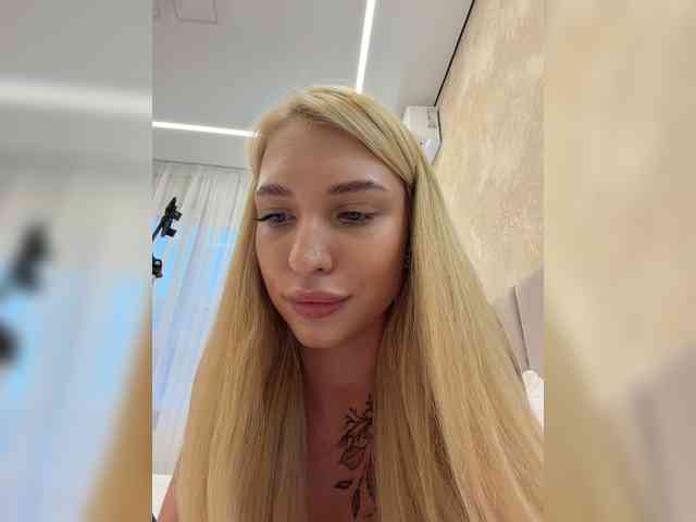sex cam live EwaBrown