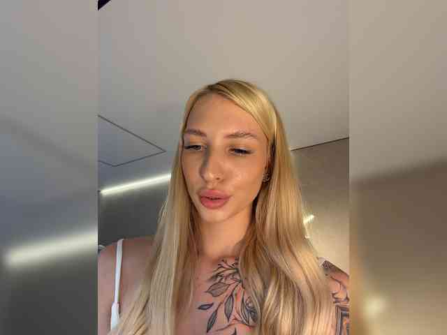 Cristi-Candy webcam