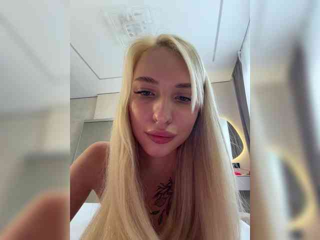EwaBrown Sex Cam Show