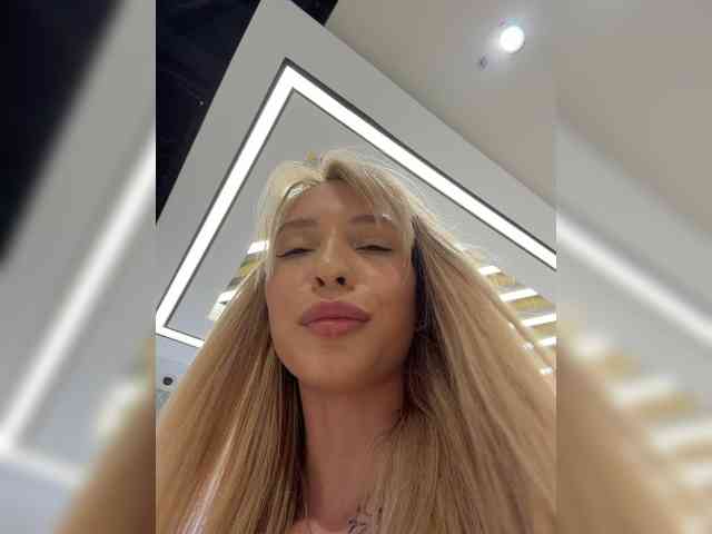 Cristi-Candy webcam