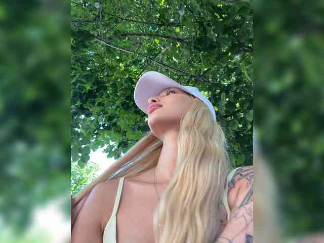Cristi-Candy webcam