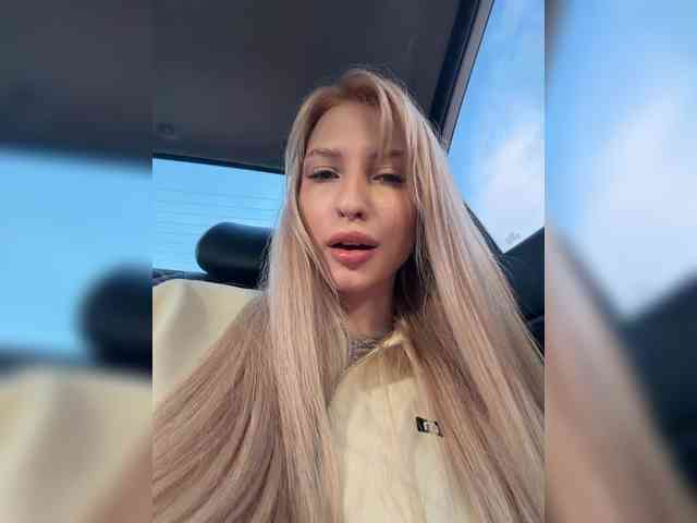 Cristi-Candy webcam