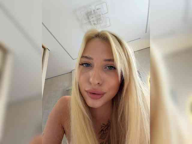 Cristi-Candy webcam