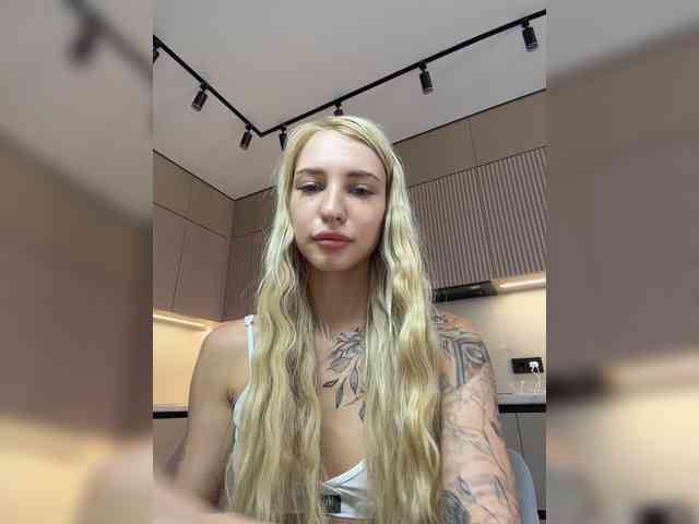 EwaBrown Sex Cam Show