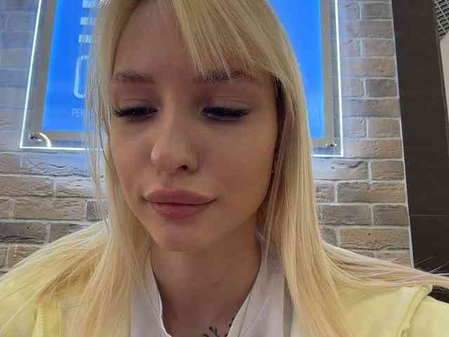 Cristi-Candy webcam