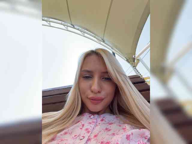 Cristi-Candy webcam
