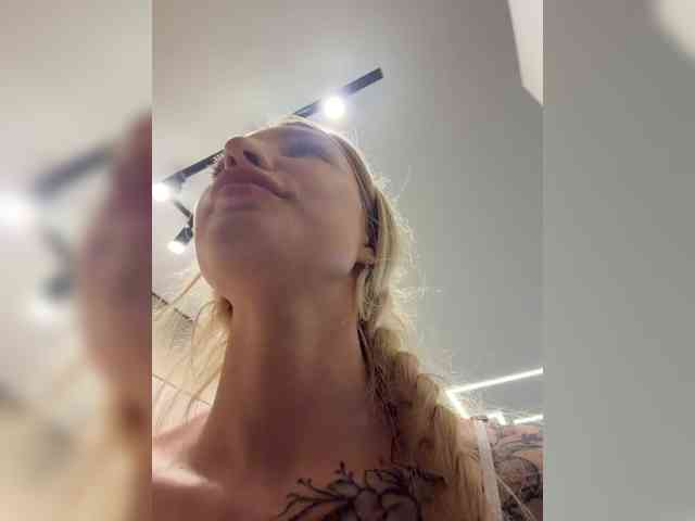 Cristi-Candy webcam