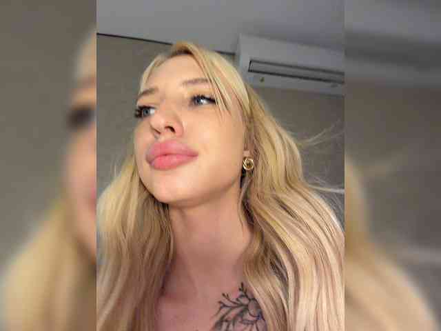 EwaBrown Sex Cam Show